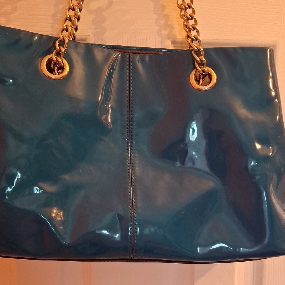 Kate Spade Blue Shoulder Bag with Gold Chain - Picture 3 of 13